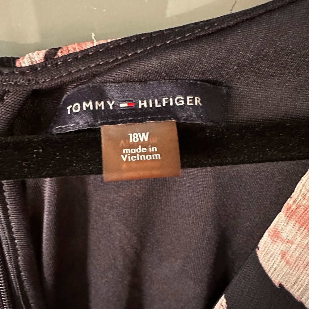 Tommy Hilfiger plus size midi dress - Picture 5 of 5